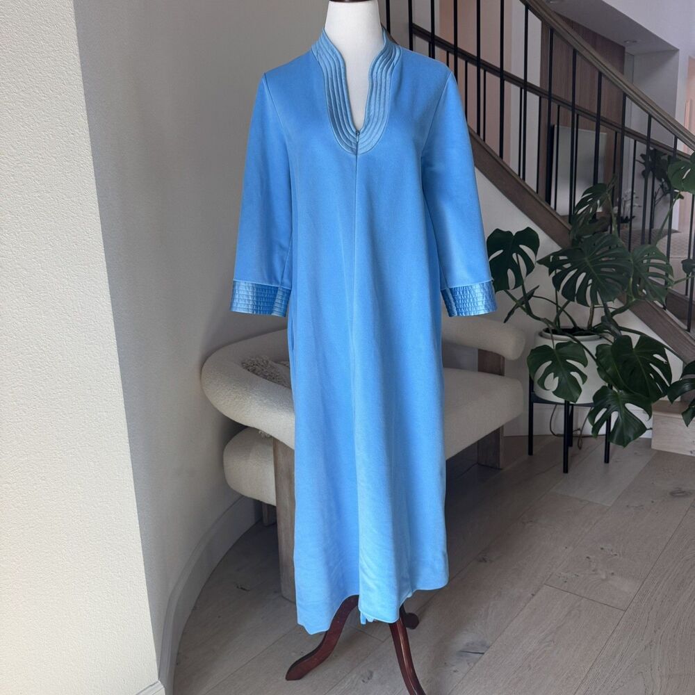 Vintage Vanity Fair Velour Robe/house coat Womens Medium Blue